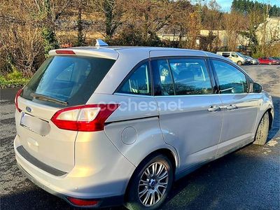 Gris / plata Usado 2011 Ford Grand C-Max Trend Monovolumen | 5700 € (Precio justo)