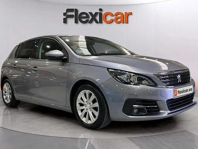 Usado Peugeot 308 Style 131 CV (96 kW) 2020 Gris Utilitario