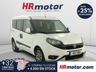 Usado Fiat Doblò Trekking 120 CV (88 kW) 2022 Blanco Monovolumen
