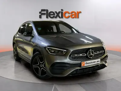 Usado Mercedes GLA180 136 CV (100 kW) 2023 Gris SUV