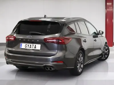 Usado Ford Focus ST-Line 155 CV (114 kW) 2024 Gris Familiar