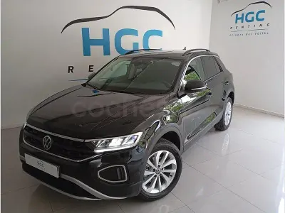 Usado VW T-Roc Cabriolet 150 CV (110 kW) 2025 Negro SUV