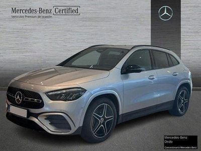Usado Mercedes GLA200 150 CV (110 kW) 2025 Plata hightech SUV