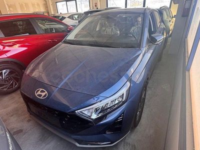 Usado Hyundai i20 100 CV (73 kW) 2025 Azul Berlina