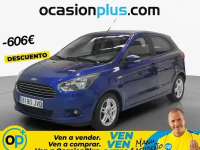 Usado Ford Ka Plus Ultimate 86 CV (63 kW) 2016 Azul Utilitario