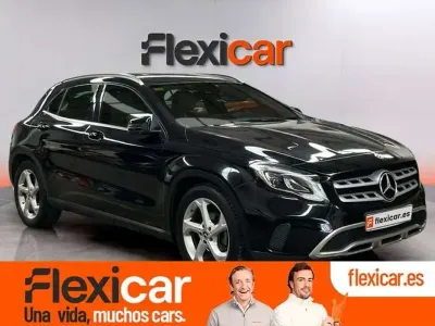 Usado Mercedes GLA200 Urban 136 CV (100 kW) 2017 Negro SUV