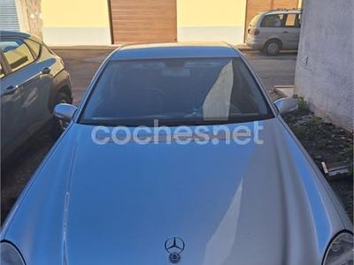Usado Mercedes E270 Avantgarde 177 CV (130 kW) 2004 Gris / plata Berlina