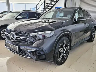 Usado Mercedes GLC220 197 CV (144 kW) 2024 Negro SUV