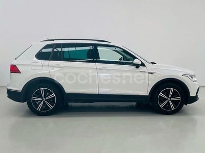 Blanco Usado 2021 VW Tiguan Life SUV | 23.899 € (Super precio)