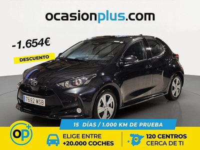 Usado Toyota Yaris Hybrid Active 116 CV (85 kW) 2024 Negro Berlina