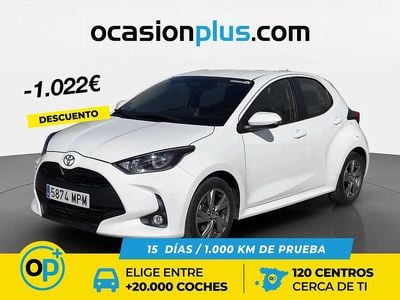 Usado Toyota Yaris Hybrid Active 116 CV (85 kW) 2024 Blanco Berlina