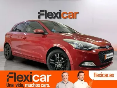 Usado Hyundai i20 101 CV (74 kW) 2017 Burdeos Utilitario