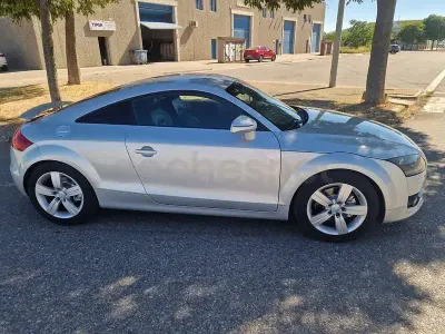 Usado Audi TT 200 CV (147 kW) 2008 Gris / plata Coupe