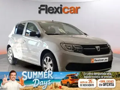 Usado Dacia Sandero Acces 73 CV (53 kW) 2018 Gris Berlina