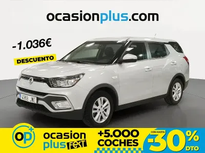 Usado SsangYong XLV 128 CV (94 kW) 2017 Gris SUV