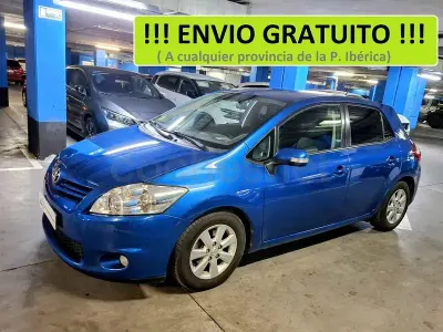 Usado Toyota Auris Active 90 CV (66 kW) 2012 Azul Berlina