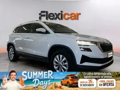 Usado Skoda Karoq 150 CV (110 kW) 2024 Blanco SUV
