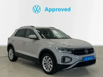 Usado VW T-Roc 115 CV (84 kW) 2025 Gris SUV