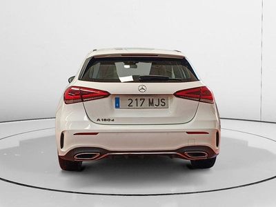 Käytetty Mercedes A180 AMG line 116 HP (85 kW) 2023 Valkoinen Sedan