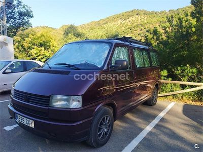 Usado VW Caravelle 102 CV (75 kW) 2007 Granate Monovolumen