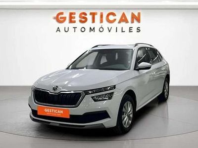 Usado Skoda Kamiq Ambition 110 CV (80 kW) 2021 Blanco SUV