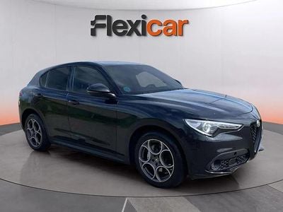 Usado Alfa Romeo Stelvio Sprint 160 CV (117 kW) 2022 Negro SUV