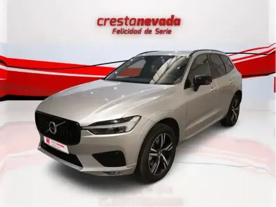 Käytetty Volvo XC60 R-Design 197 HP (144 kW) 2021 Harmaa Katumaasturi