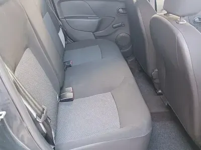 Usado Dacia Logan Ambiance 75 CV (55 kW) 2017 Gris Familiar