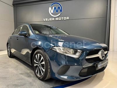 Azul Usado 2020 Mercedes A180 Berlina | 19.900 € (Super precio)