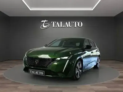 Usado Peugeot 308 GT 130 CV (95 kW) 2022 Verde Berlina