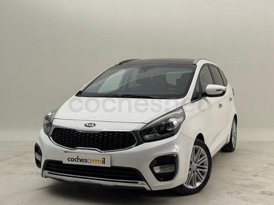 Usado Kia Carens 115 CV (84 kW) 2017 Blanco Monovolumen