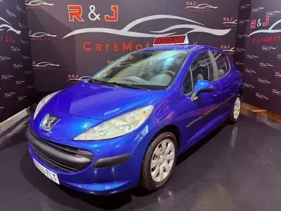 Usado Peugeot 207 90 CV (66 kW) 2007 Azul Berlina
