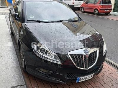 Usado Lancia Delta 120 CV (88 kW) 2009 Negro Utilitario