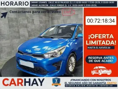 Usado Kia Rio 101 CV (74 kW) 2021 Azul SUV