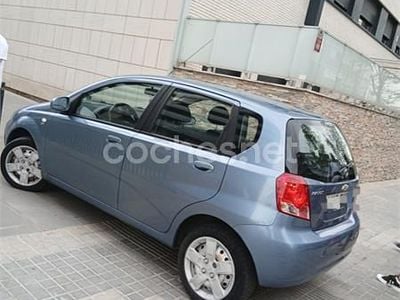 Usado Chevrolet Kalos SE 94 CV (69 kW) 2007 Azul Berlina