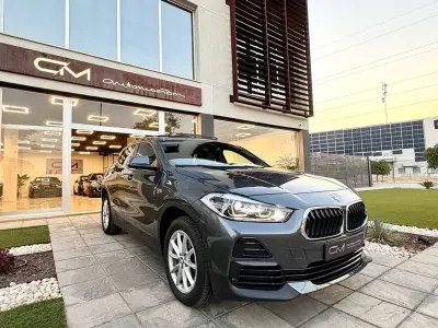 Usado BMW X2 Sport Line 150 CV (110 kW) 2021 Gris SUV