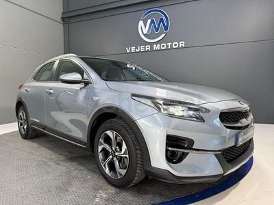Usado Kia XCeed 136 CV (100 kW) 2021 Gris / plata SUV