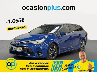 Käytetty Toyota Avensis Advance 143 HP (105 kW) 2016 Sininen Farmari