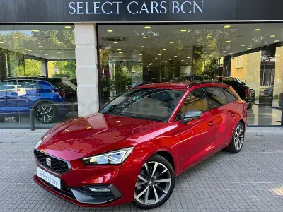 Usado Seat Leon FR 150 CV (110 kW) 2020 Rojo Familiar