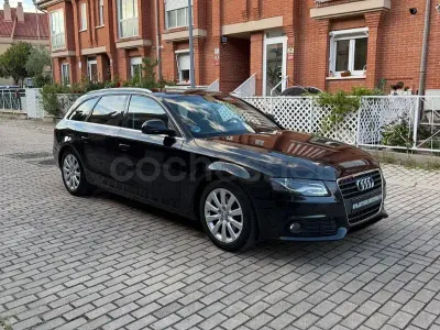 Usado Audi A4 160 CV (117 kW) 2009 Negro Familiar