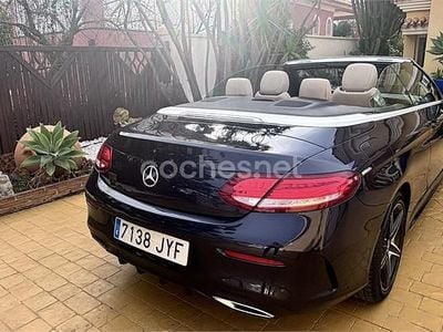 Usado Mercedes C220 170 CV (125 kW) 2017 Azul Descapotable
