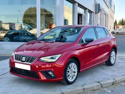 Usado Seat Ibiza Style 110 CV (80 kW) 2021 Rojo Utilitario
