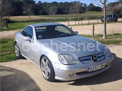 Usado Mercedes SLK230 197 CV (144 kW) 2002 Gris / plata Descapotable