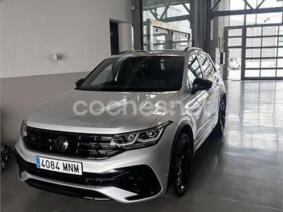 Gris / plata Usado 2021 VW Tiguan R-line SUV | 36.000 € (Caro)