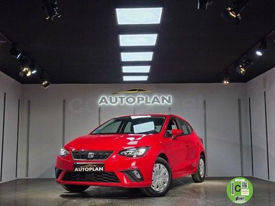 Usado Seat Ibiza Reference 80 CV (58 kW) 2022 Rojo Utilitario