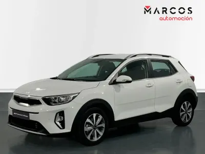 Begagnad Kia Stonic 100 HK (73 kW) 2022 SUV
