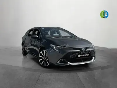 Nuevo Toyota Corolla Plus 178 CV (130 kW) 2025 Gris Familiar