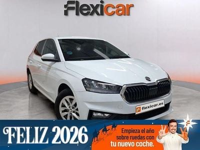 Blanco Usado 2024 Skoda Fabia Selection Berlina | 16.490 € (Precio justo)