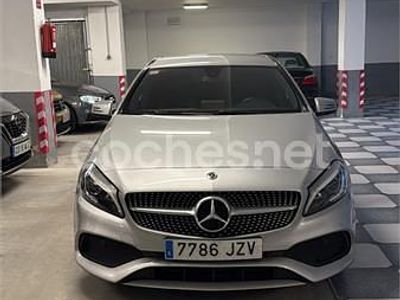 Usado Mercedes A200 AMG line 136 CV (100 kW) 2017 Gris / plata Berlina