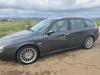 Usado Alfa Romeo 156 Progression 140 CV (102 kW) 2005 Gris / plata Familiar